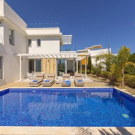 Milos 36 * Protaras