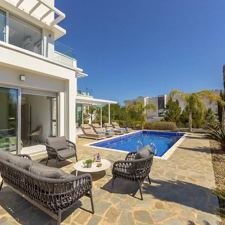 Milos 36 Villa Protaras